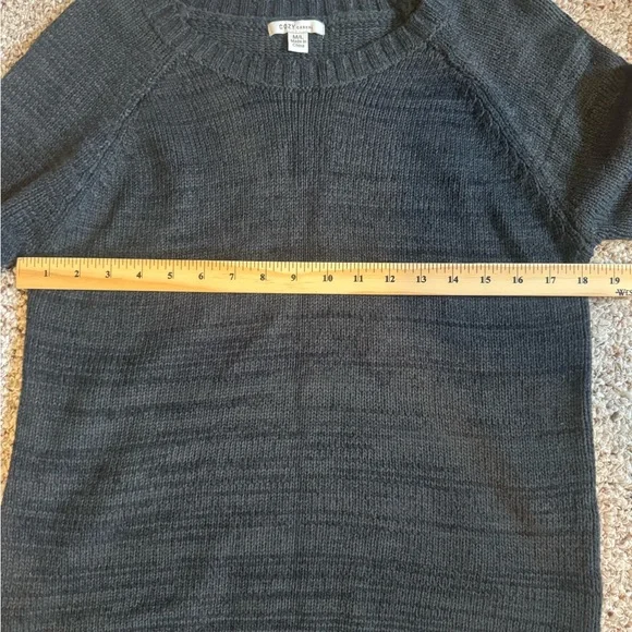 Cozy Casual Women's Charcoal Sweater - Picture 6 of 6